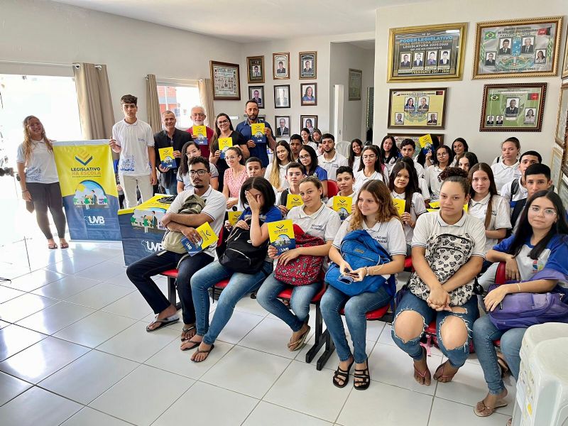  Projeto Legislativo na Escola da UVB-PB